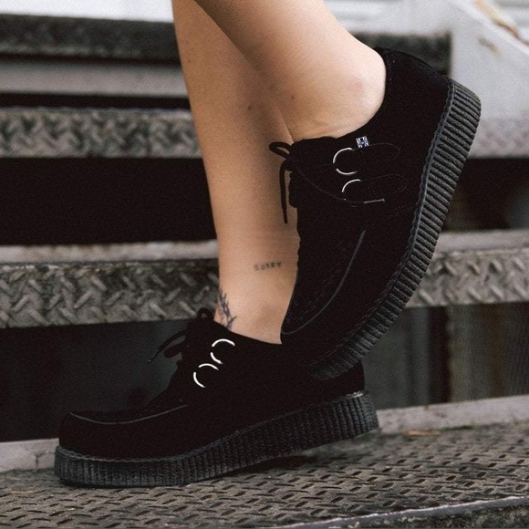 T.U.K. Black Suede Viva Creeper Unisex Shoes-Men 7/ Women’s 9 - Picture 2 of 10